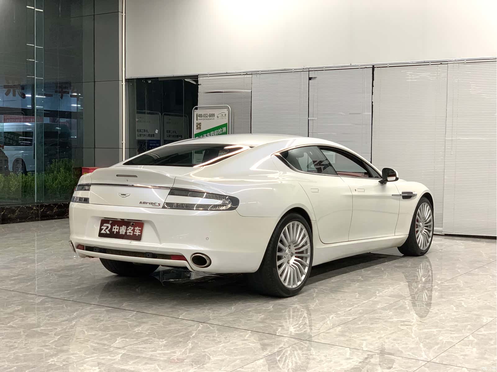 Aston Martin Rapide, 2013 все фото