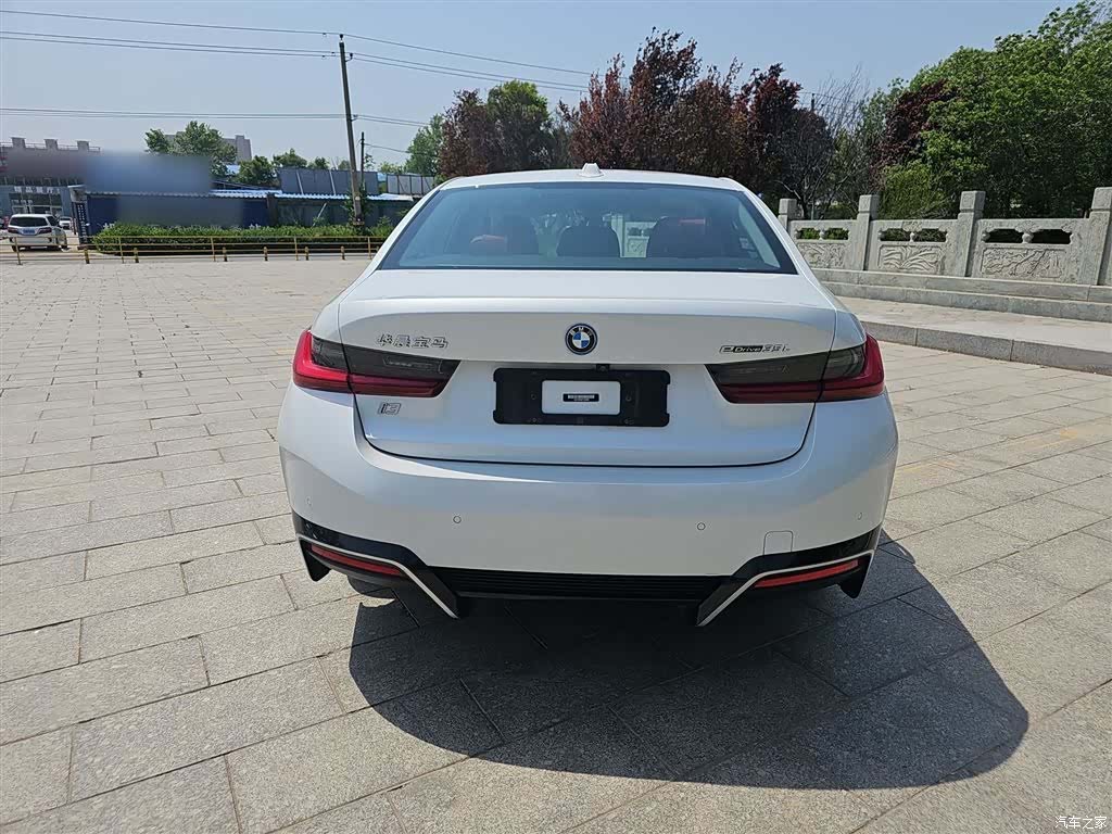 BMW i3, 2022 все фото