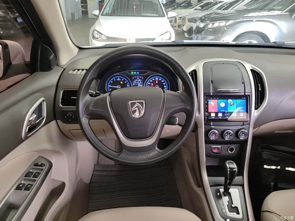 Wuling 630, 2015 11