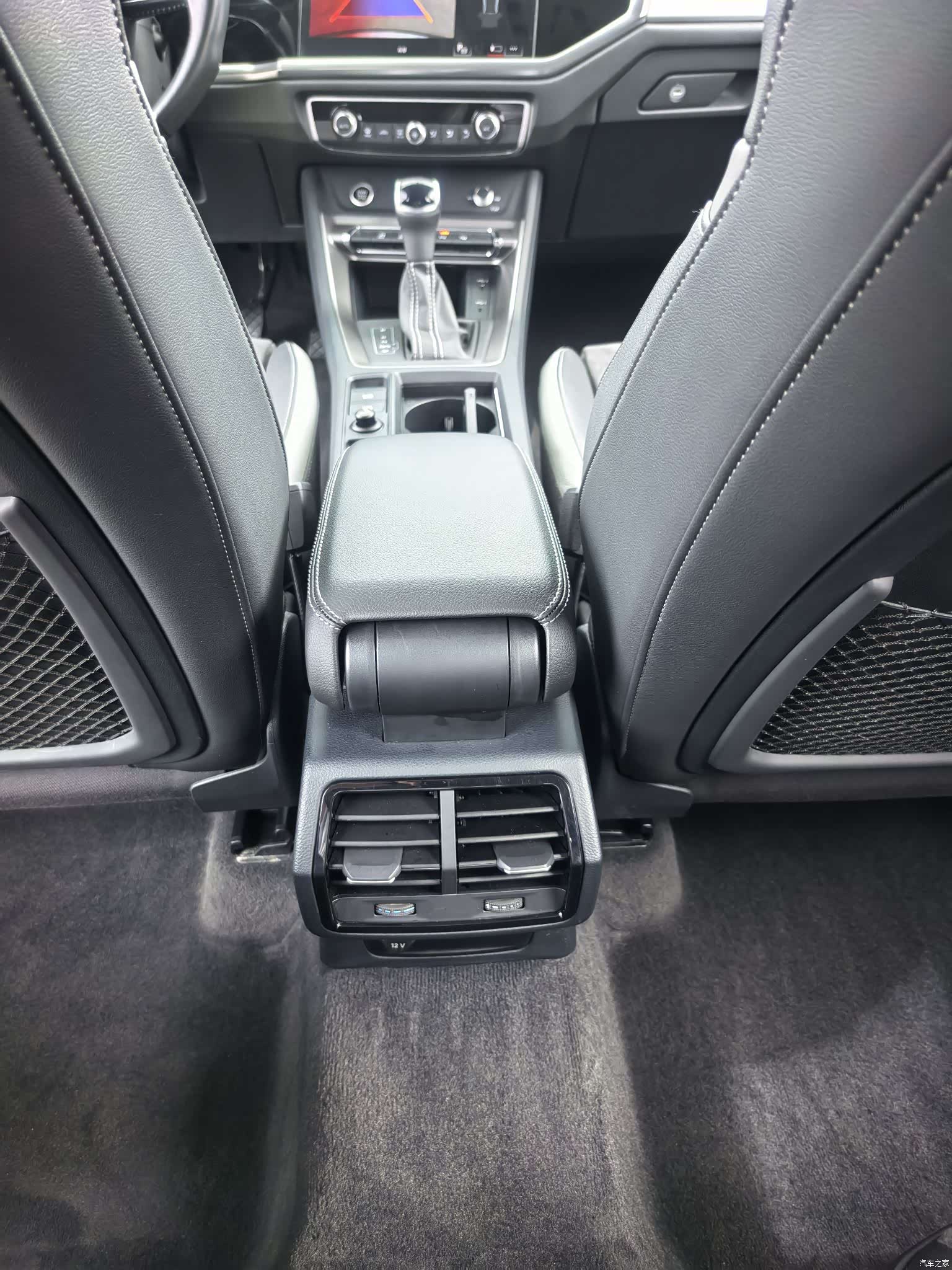 Audi Q3, 2022 18