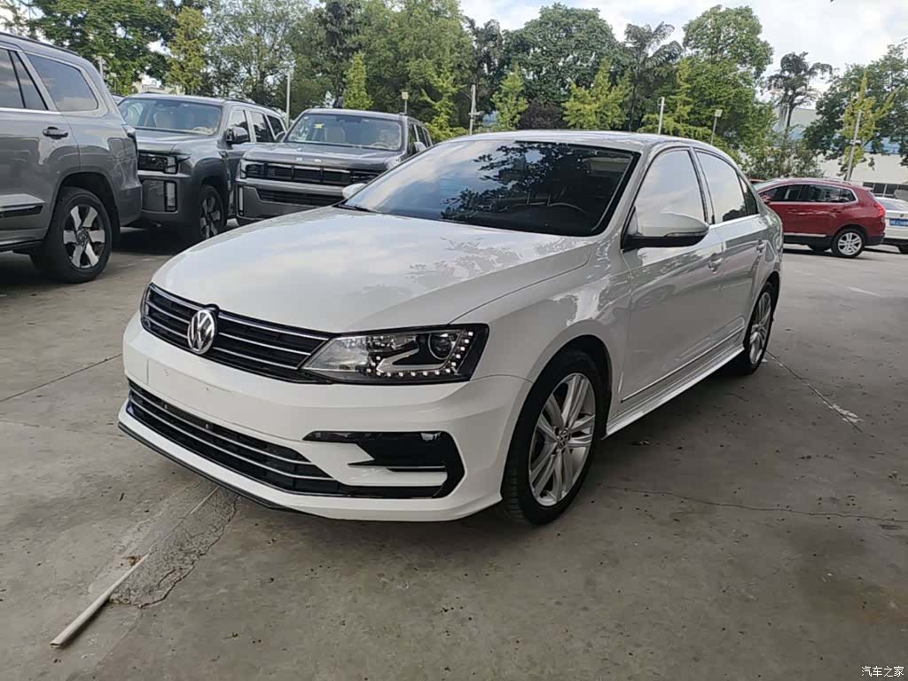 Volkswagen Sagitar