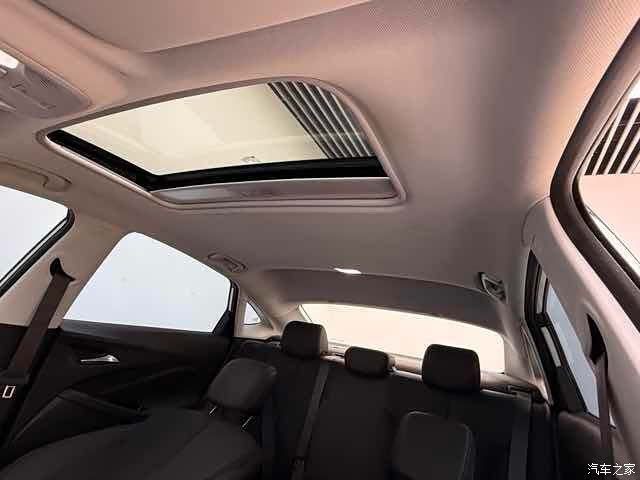 Buick Verano, 2025 11