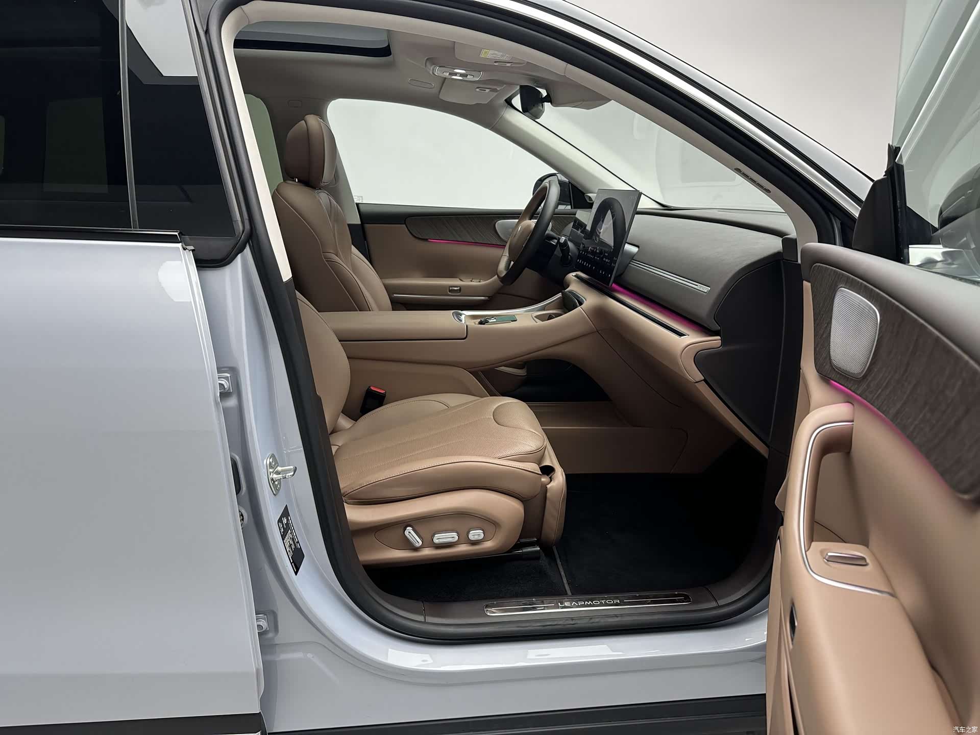Leapmotor C11, 2025 11