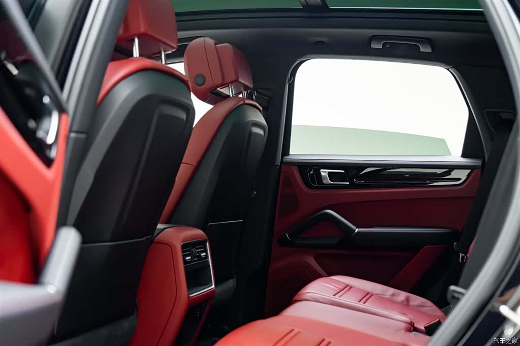 Porsche Cayenne, 2019 11