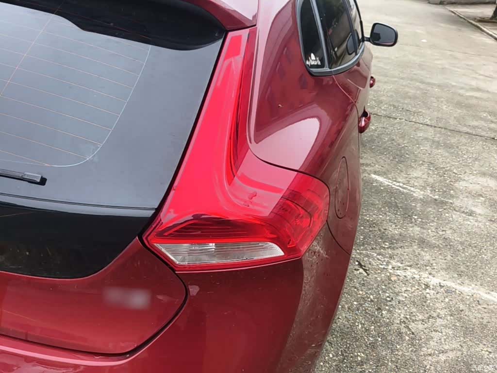 Volvo V40, 2017 8