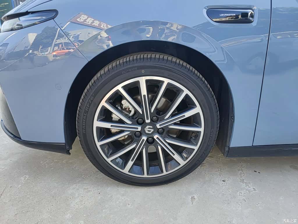 Leapmotor B01, 2025 23