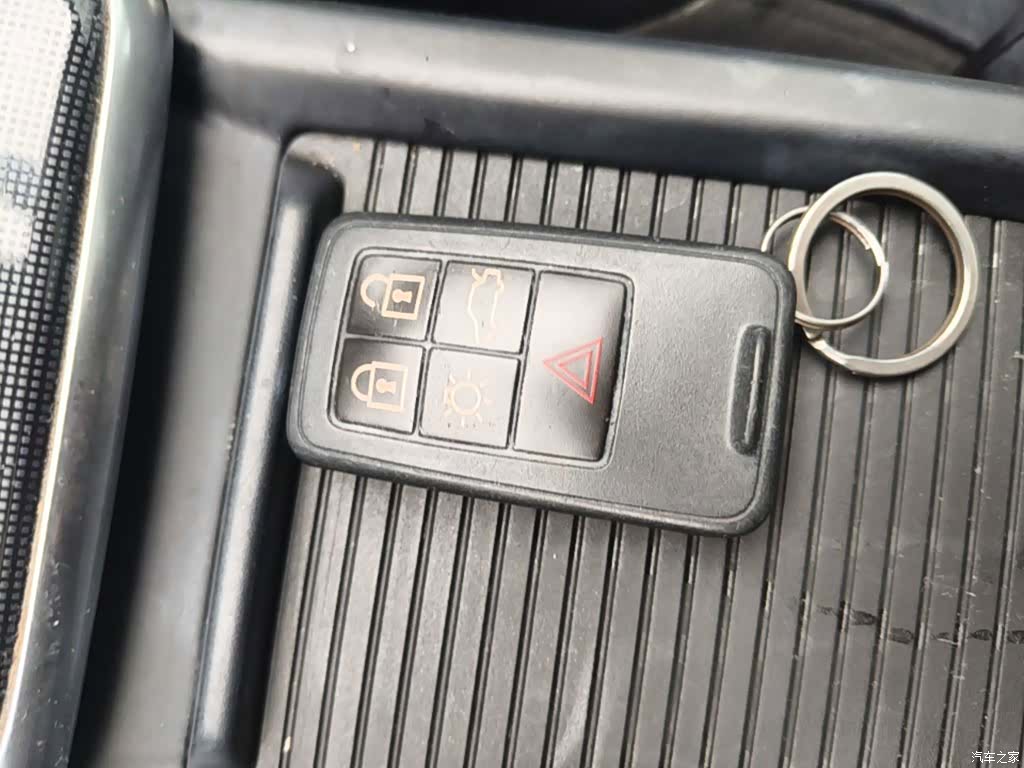 Volvo V40, 2017 9