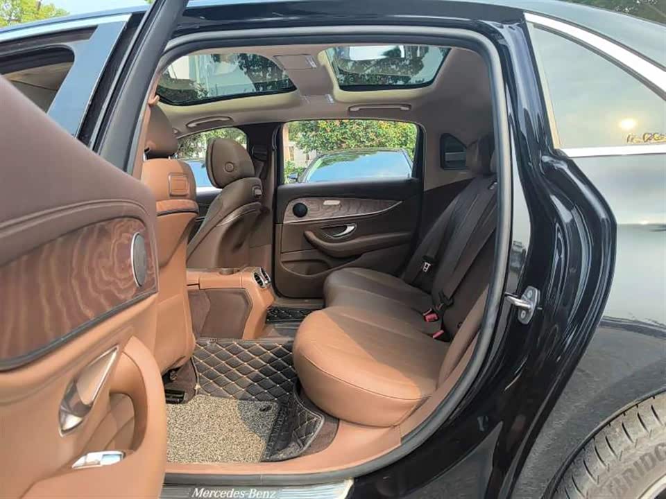 Mercedes-Benz E-class Mercedes-Benz E-class