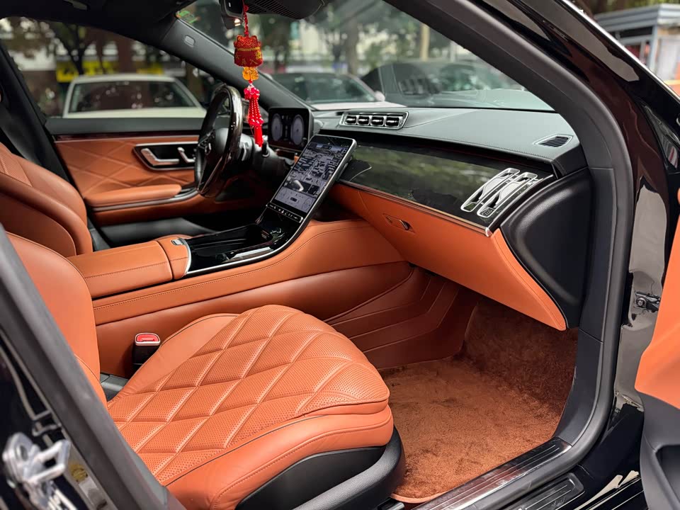 Mercedes-Benz Maybach S-class