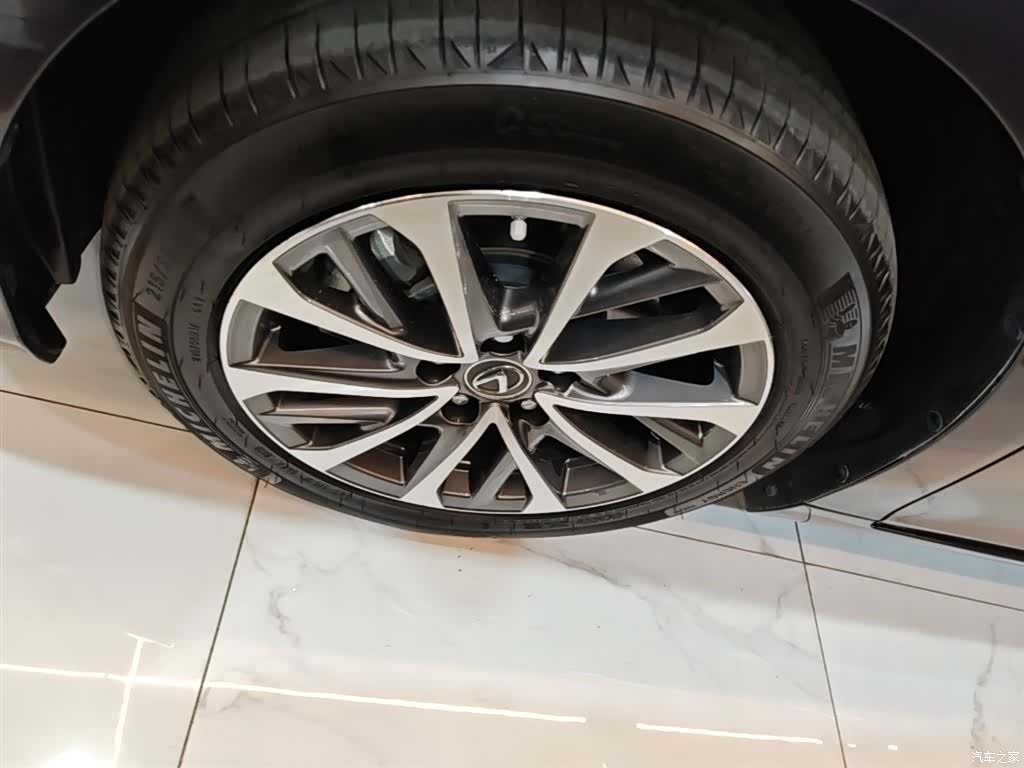 Lexus ES, 2021 22