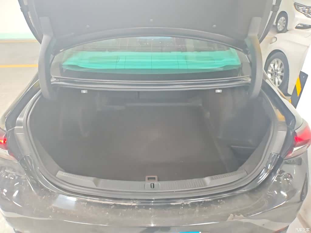 Buick LaCrosse, 2022 19