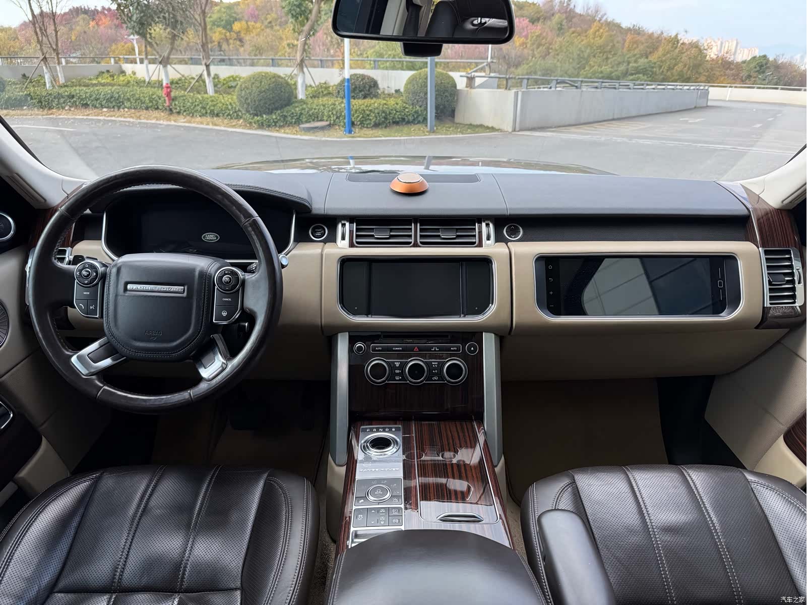 Land Rover Range Rover, 2013 9