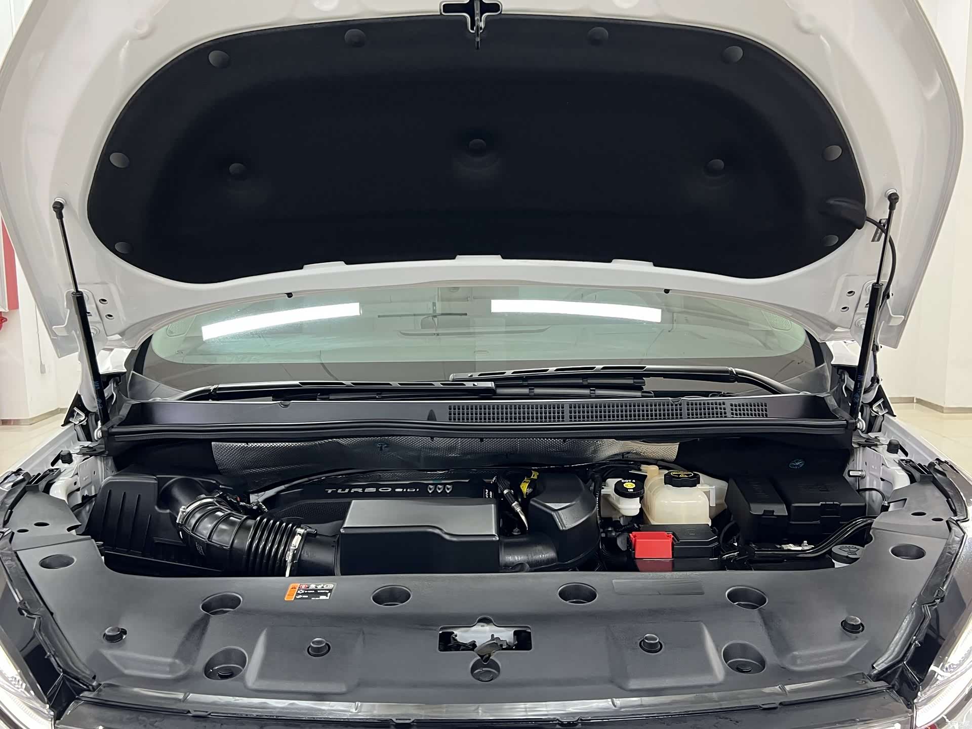 Buick GL8, 2024 16