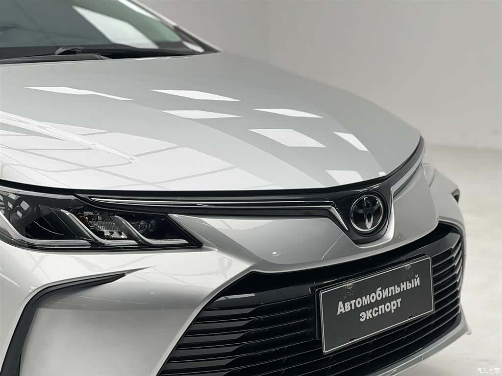Toyota Corolla, 2023 4