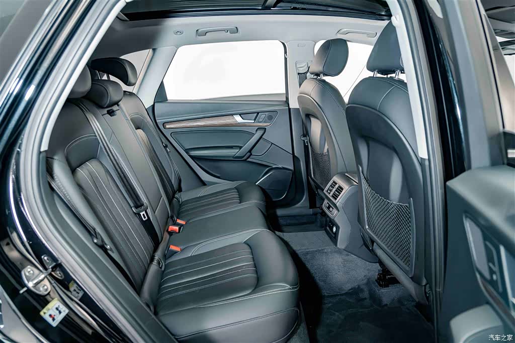 Audi Q5L, 2022 20