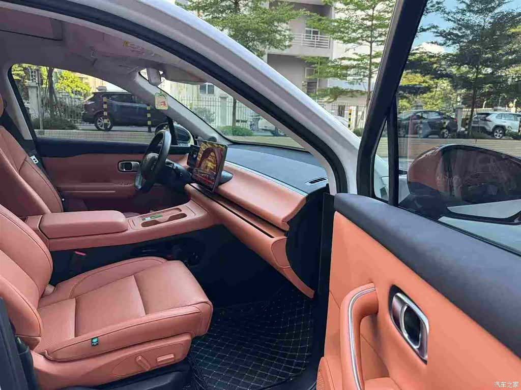 Leapmotor C16, 2024 8