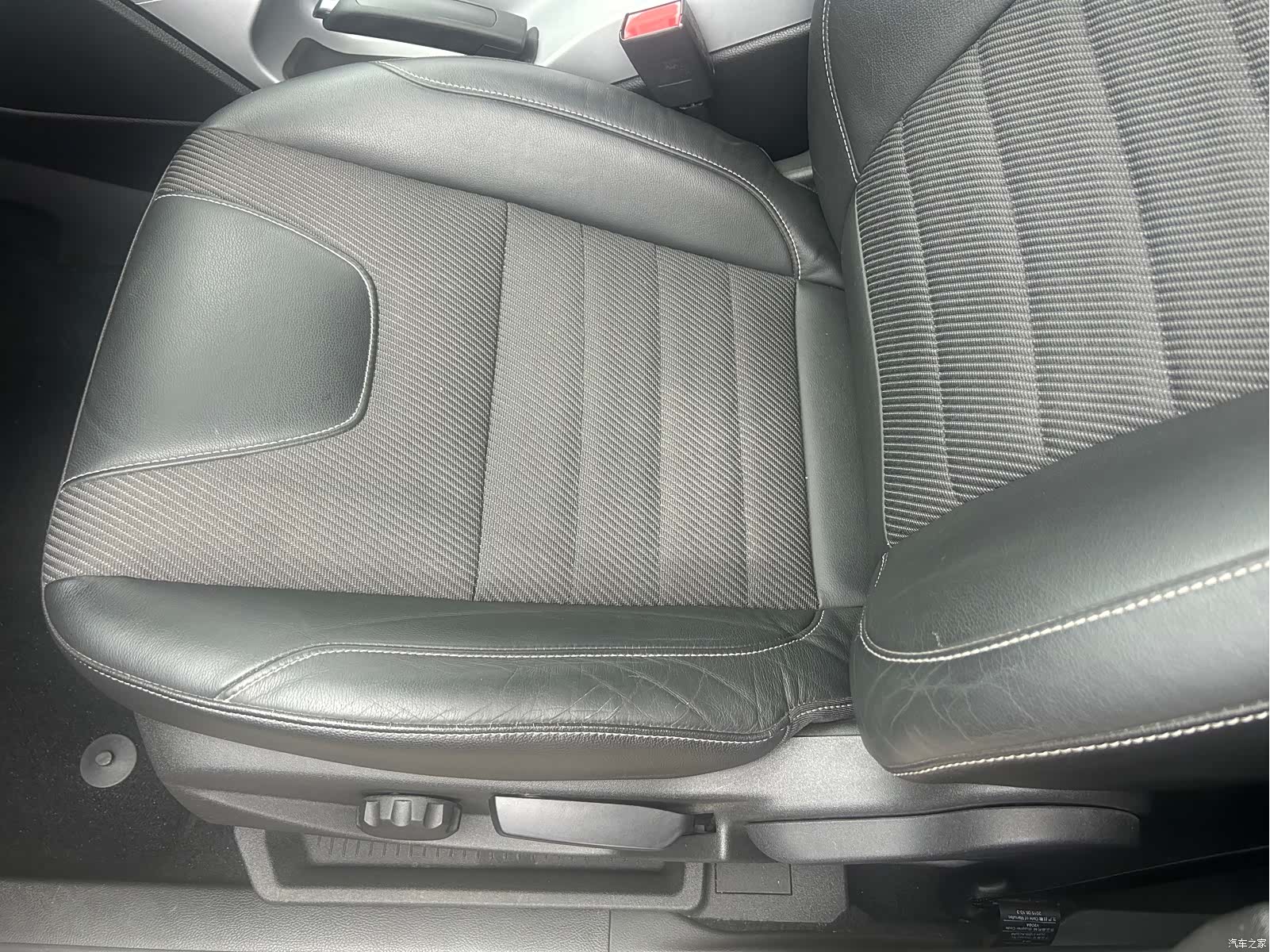 Ford Kuga, 2016 12