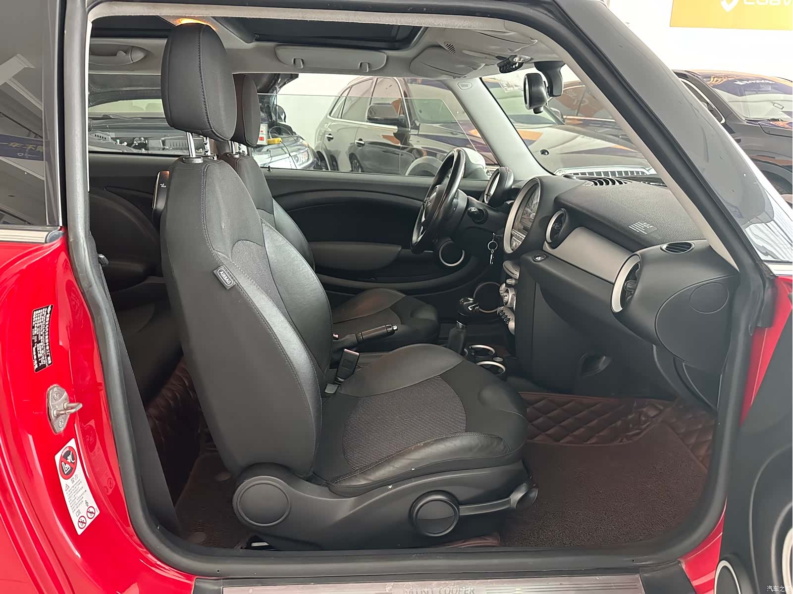 Mini Cooper, 2010 7