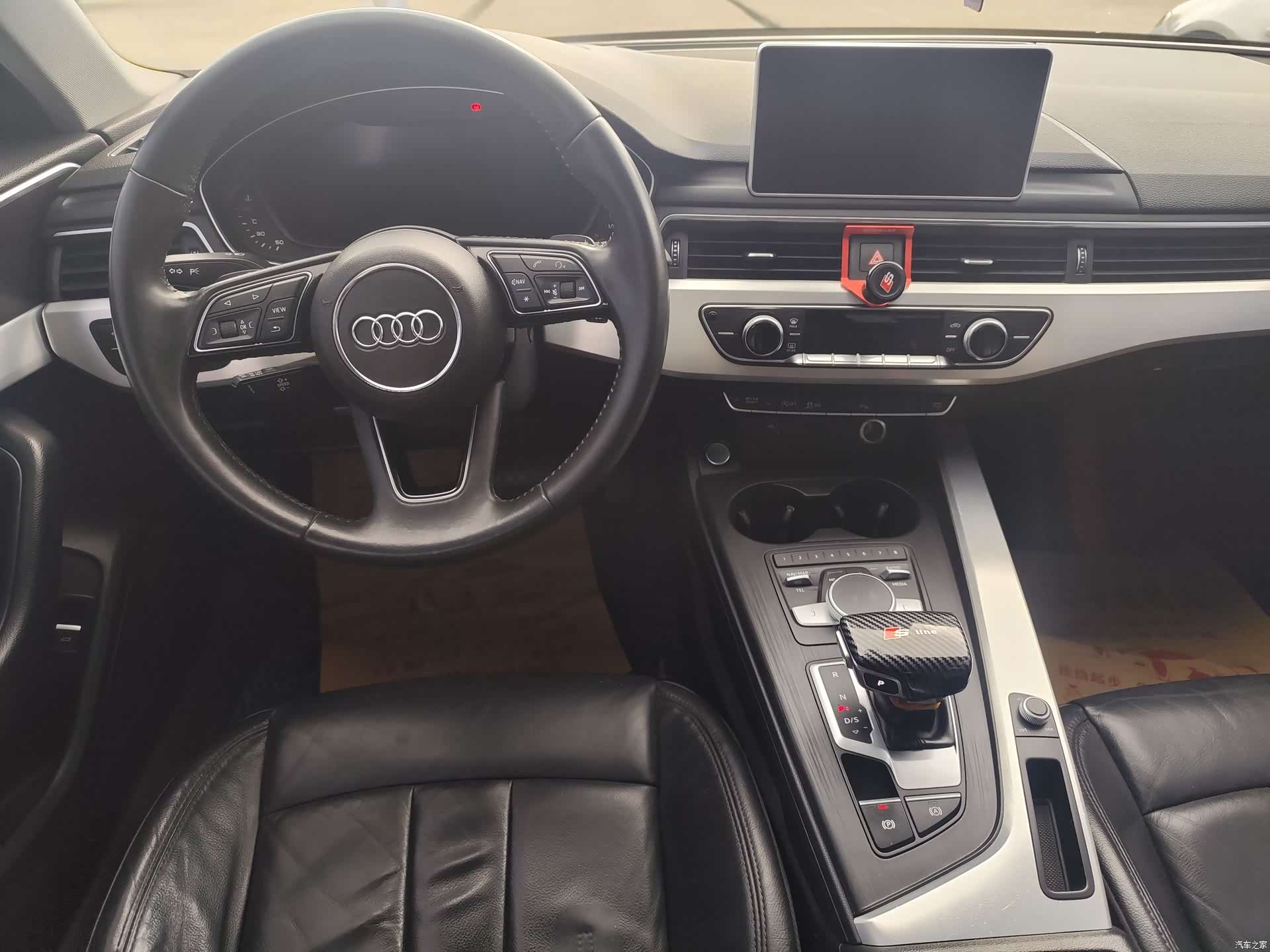 Audi A4L, 2018 6