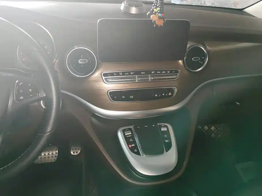 Mercedes-Benz V-class Mercedes-Benz V-class