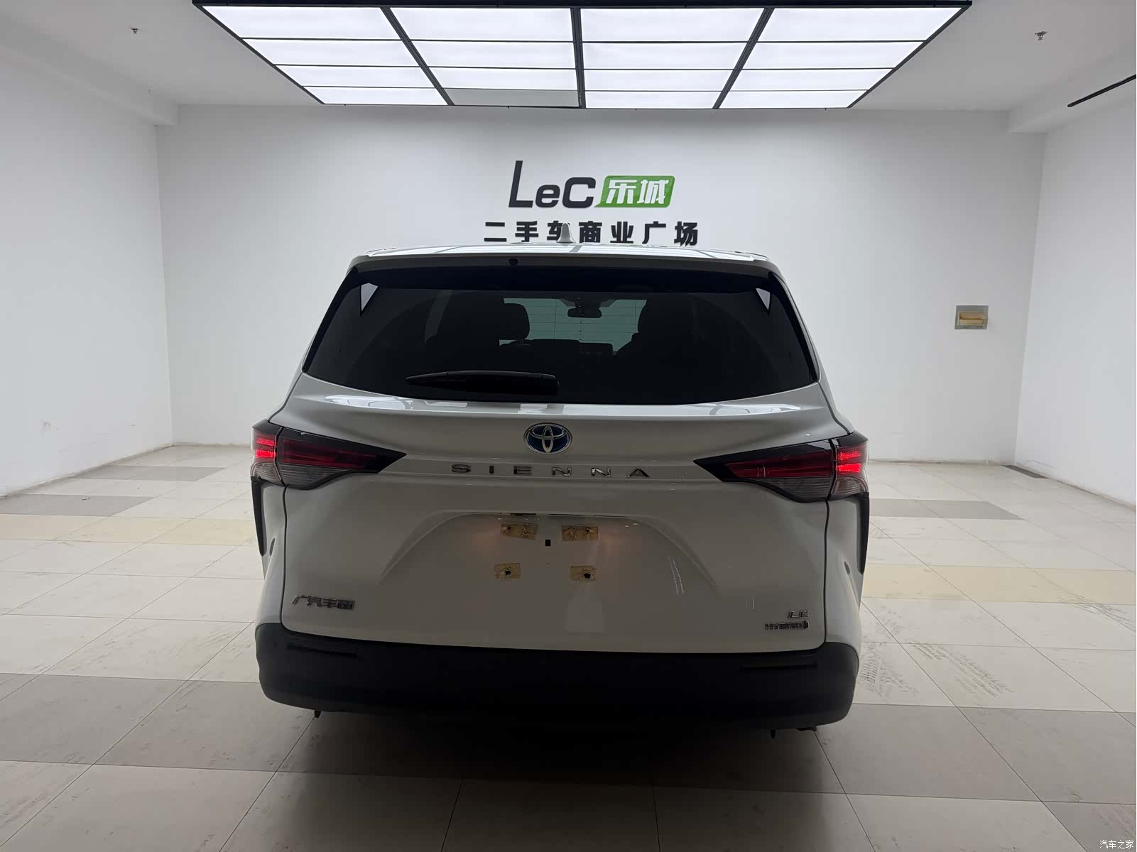 Toyota Sienna, 2023 6