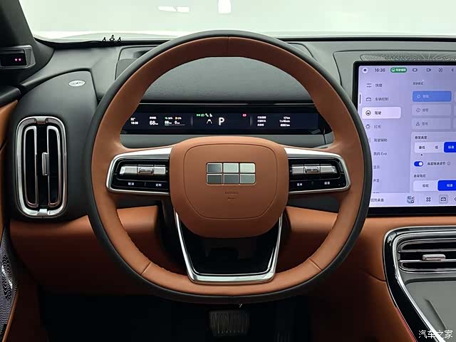 Geely M9, 2025 11