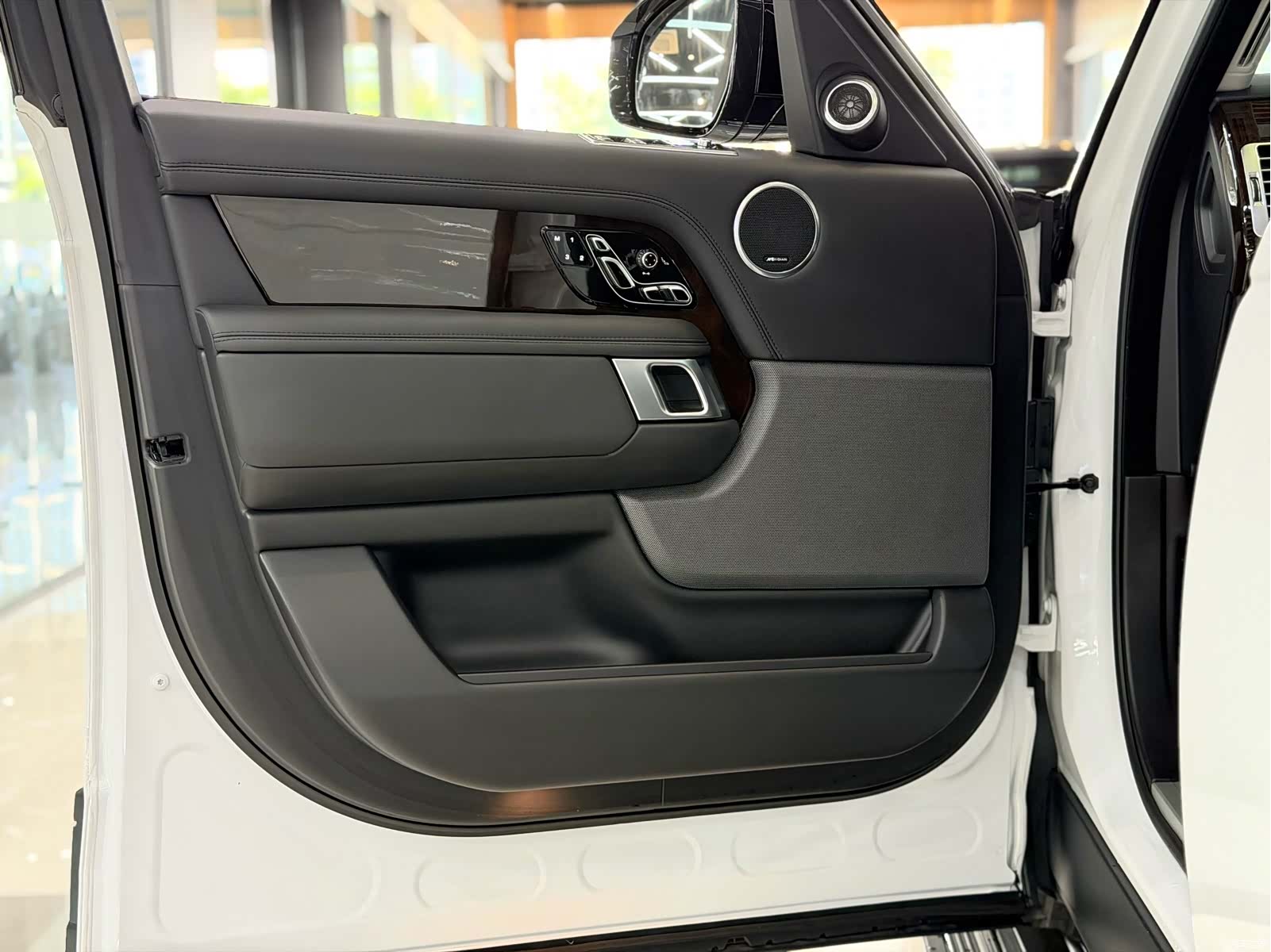 Land Rover Range Rover, 2022 6