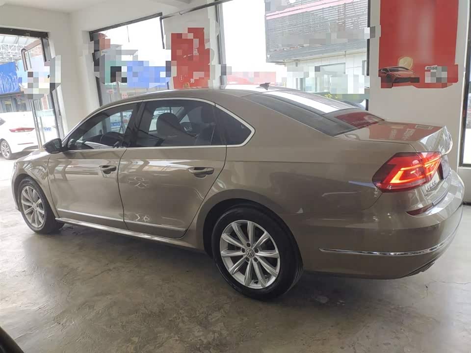 Volkswagen Passat