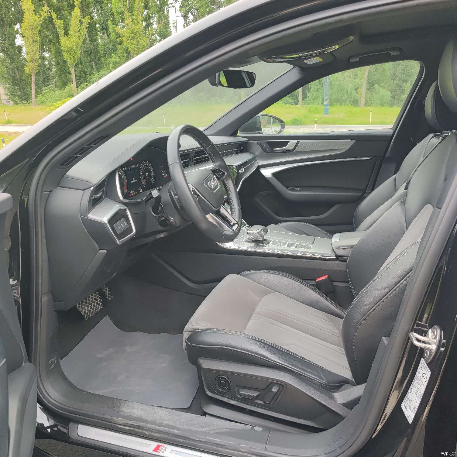 Audi A6L, 2022 все фото