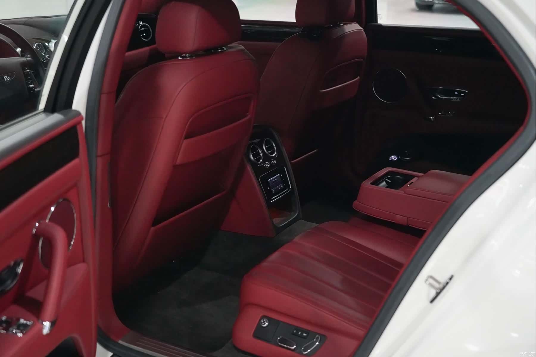 Bentley Flying Spur, 2014 22