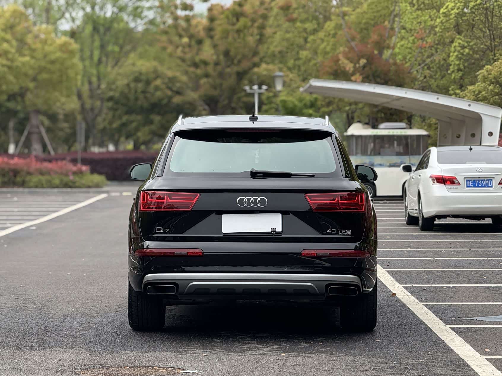 Audi Q7, 2018 все фото