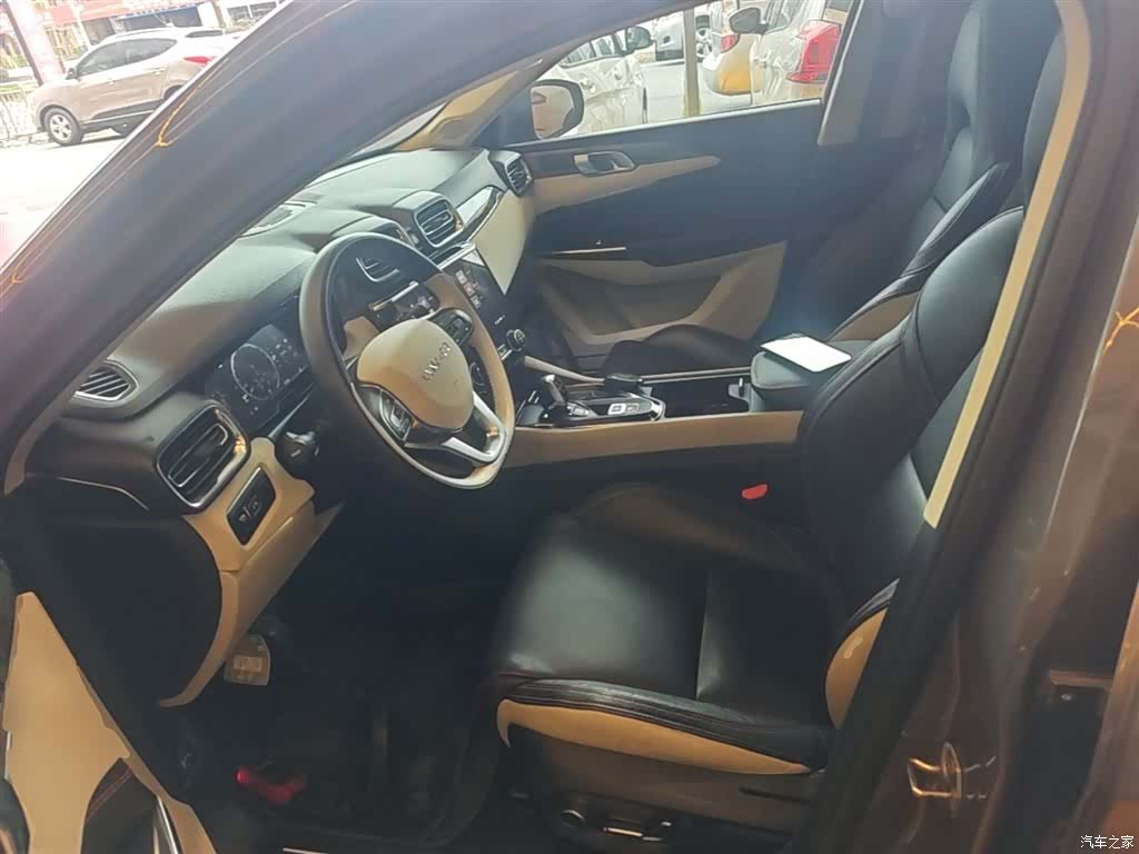 Lynk & Co 01, 2019 15