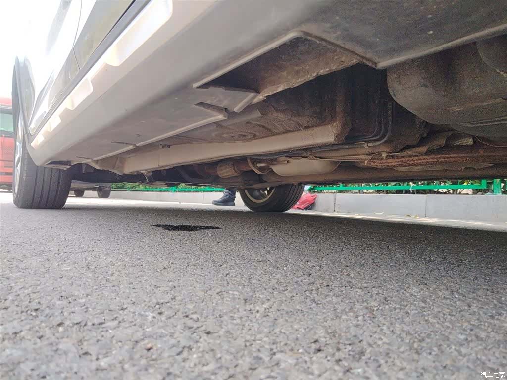 Geely S1, 2018 18