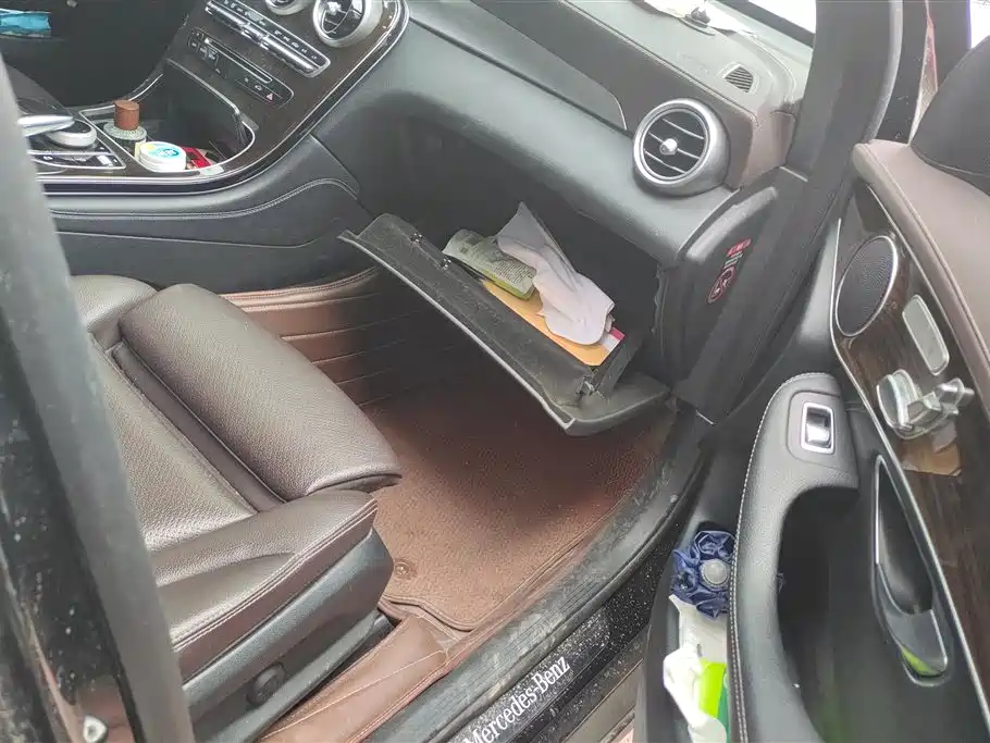 Mercedes-Benz GLC Mercedes-Benz GLC