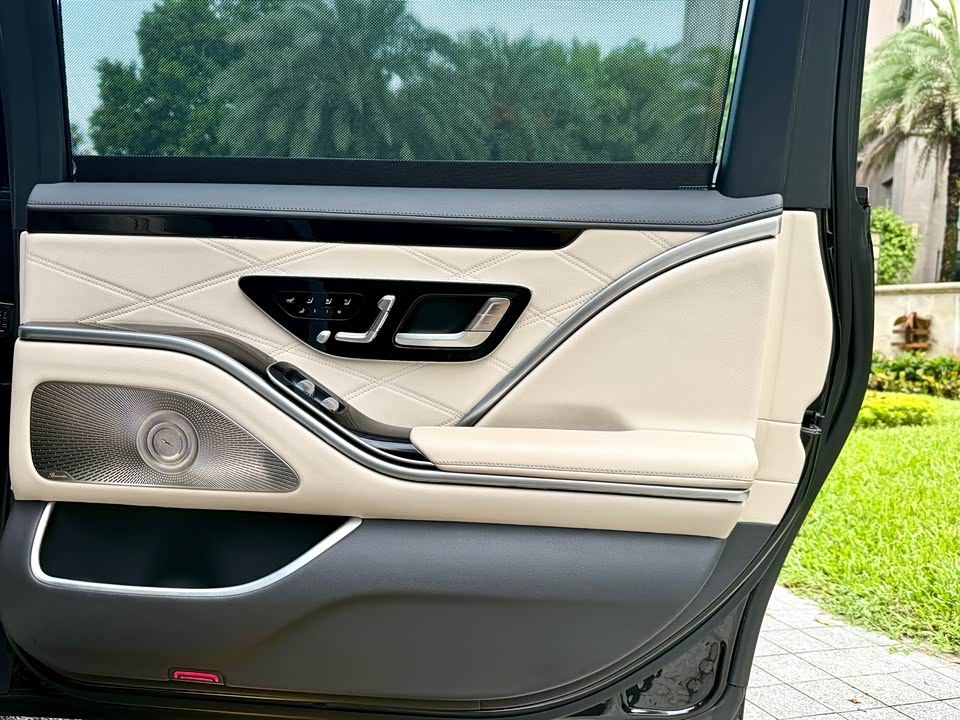 Mercedes-Benz Maybach S-class