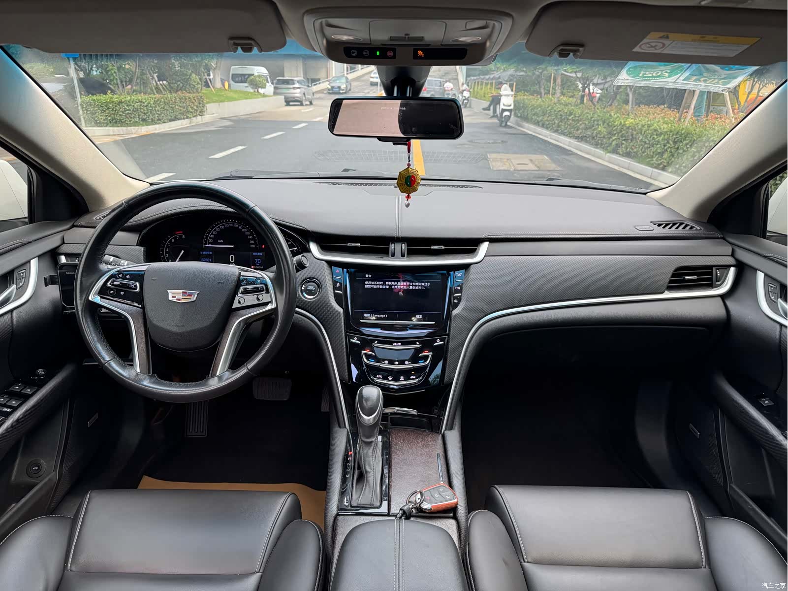 Cadillac XTS, 2019 8