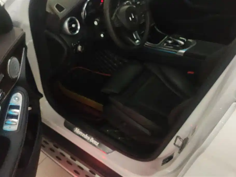Mercedes-Benz GLC Mercedes-Benz GLC