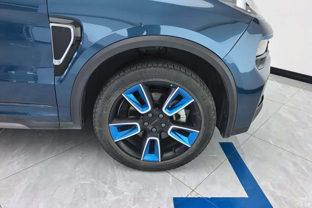 Lynk & Co 01, 2022 6