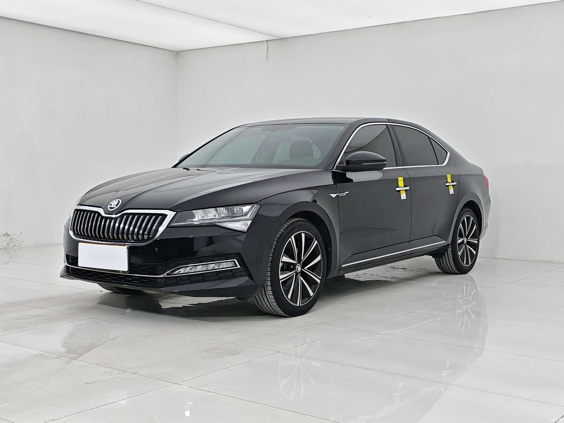 Skoda Superb, 2024 1