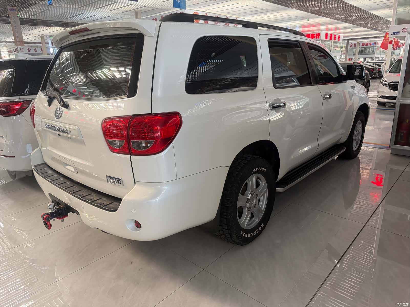 Toyota Sequoia, 2015 9