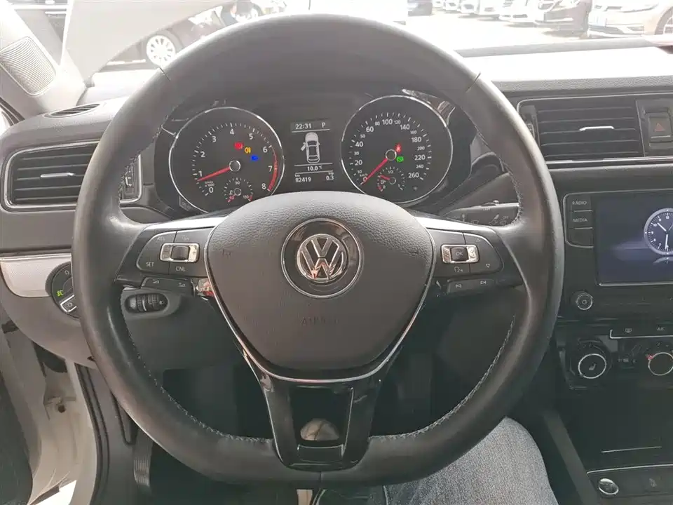 Volkswagen Sagitar