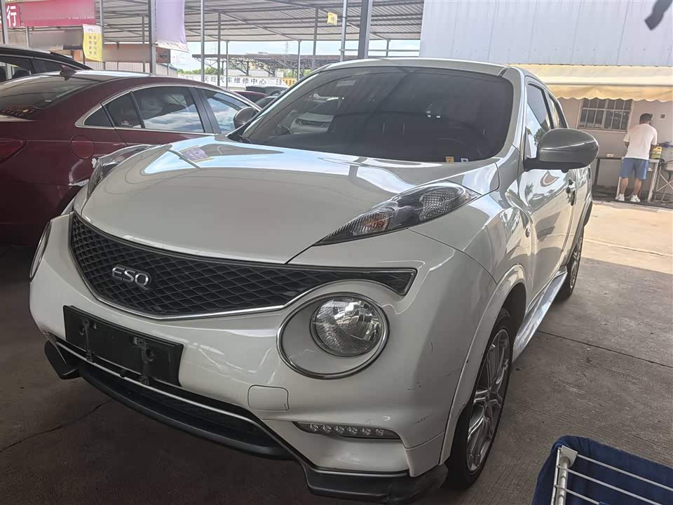 Infiniti ESQ Infiniti ESQ