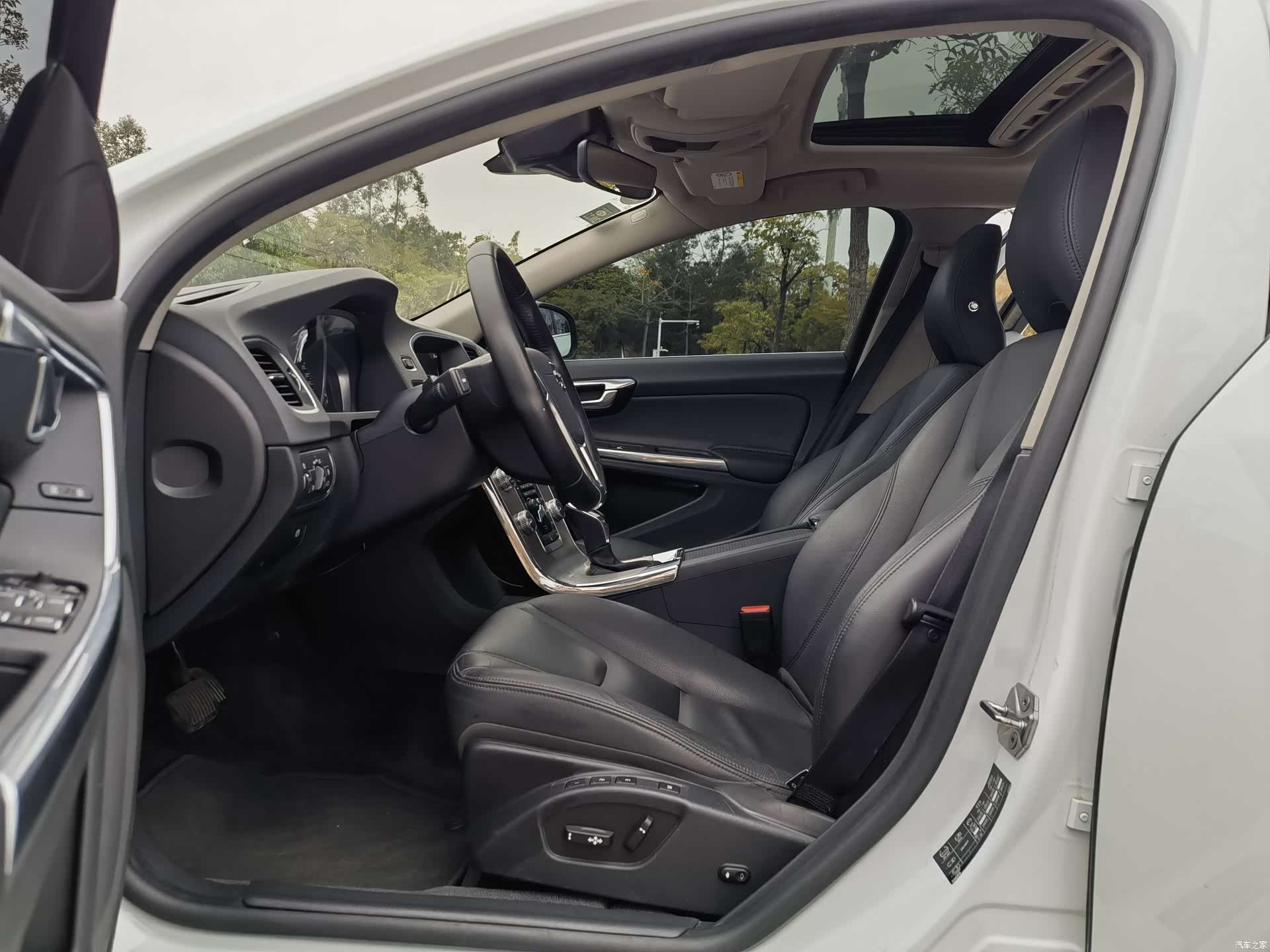 Volvo S60, 2020 12