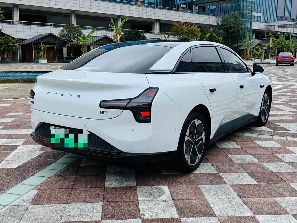 XPENG MONA M03