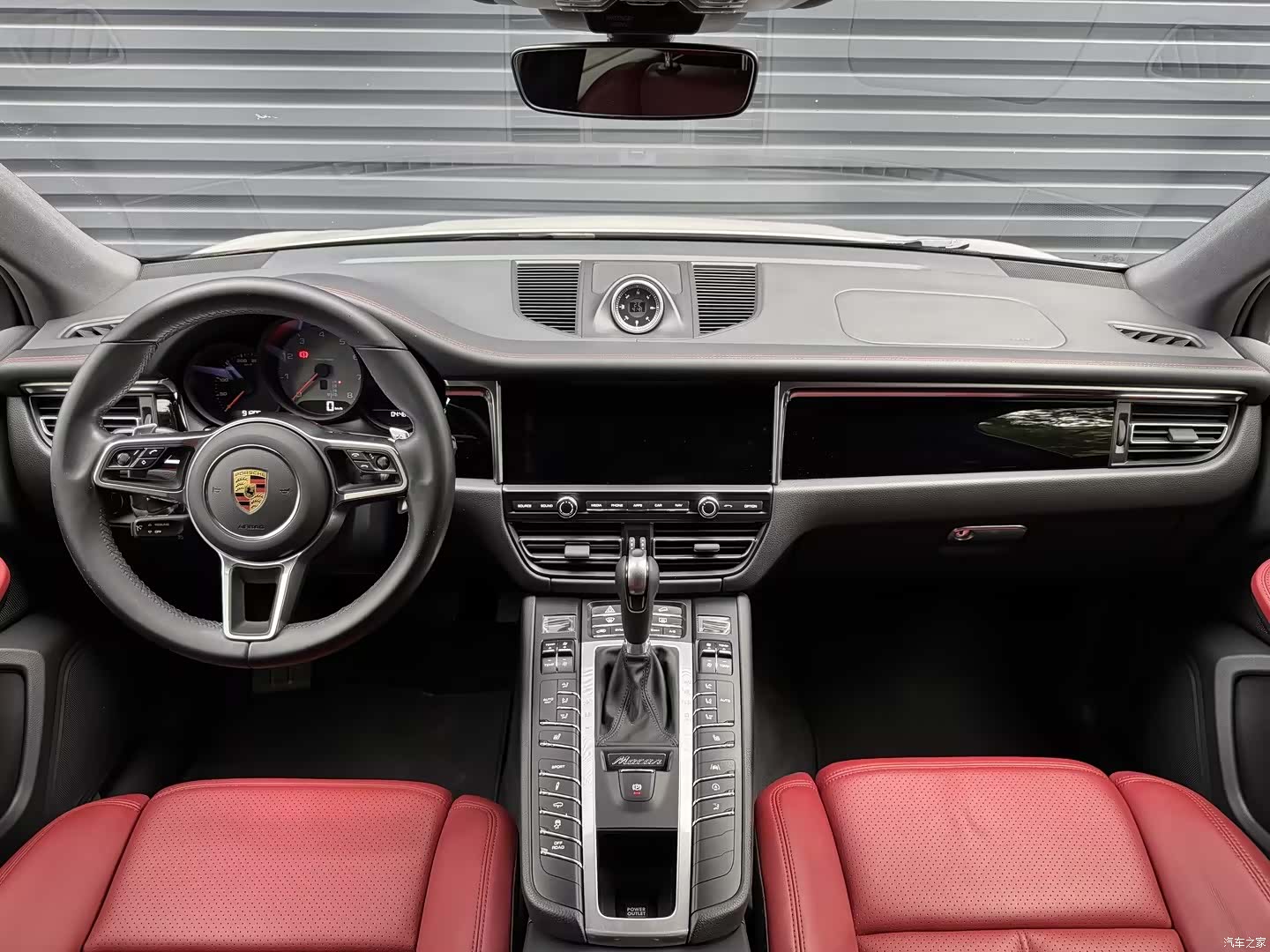 Porsche Macan, 2022 8