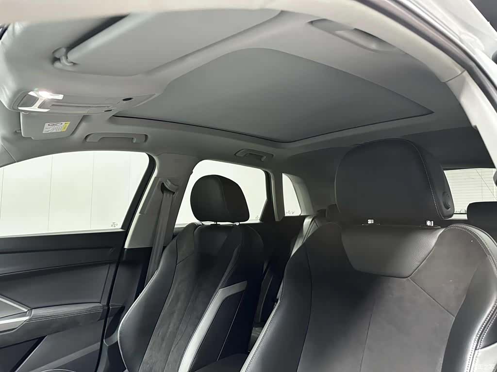 Audi Q3, 2022 9