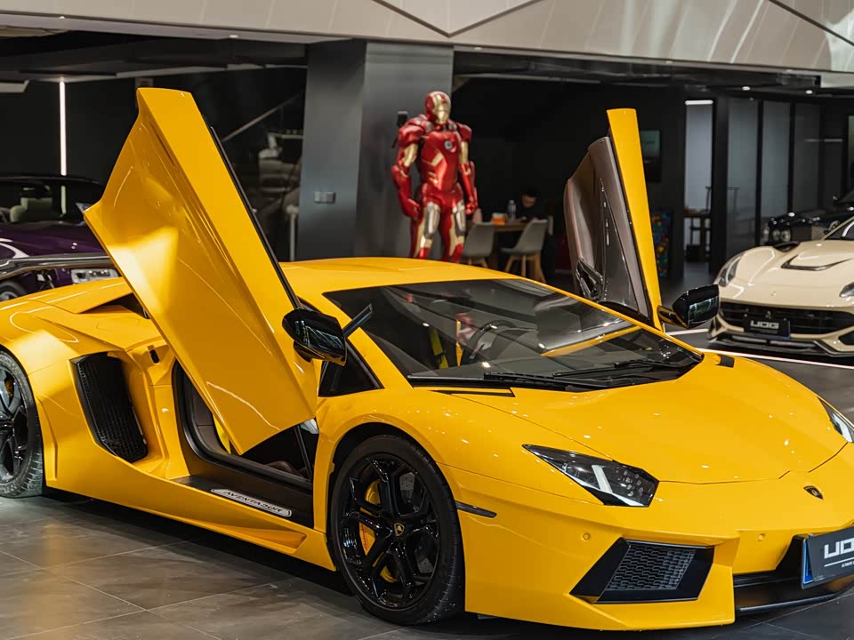Lamborghini Aventador