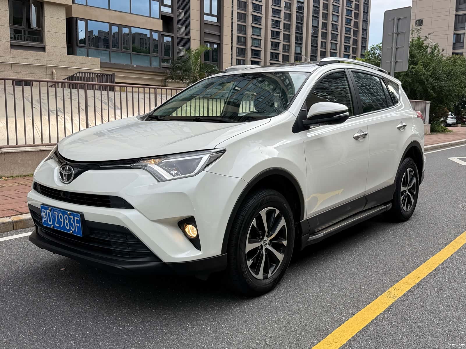 Toyota RAV4, 2017 1