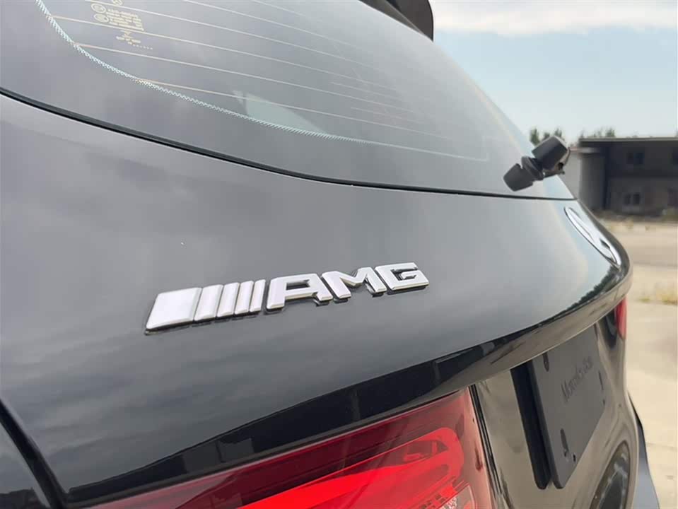 Mercedes-Benz GLC AMG