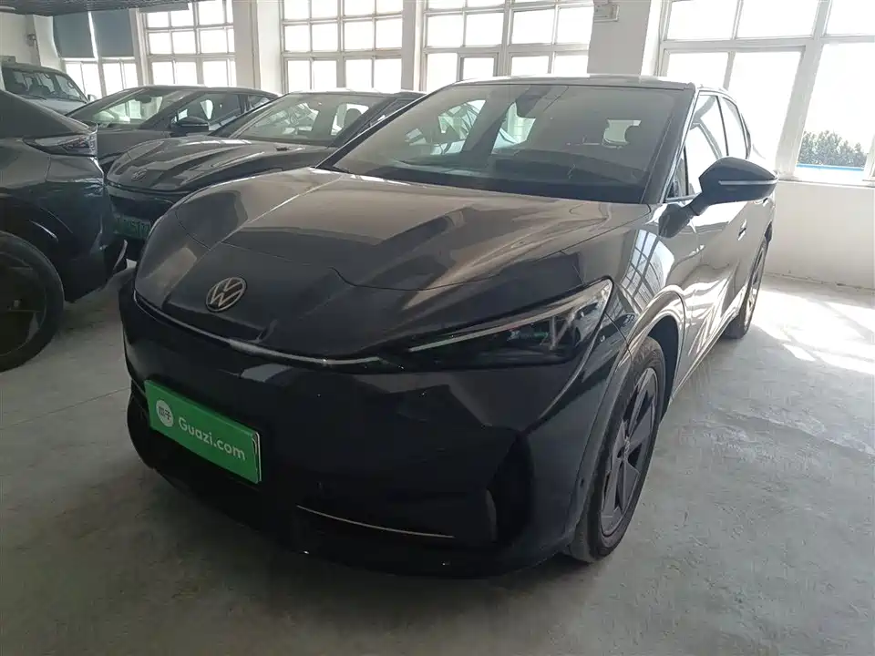 Volkswagen With the crowd 06